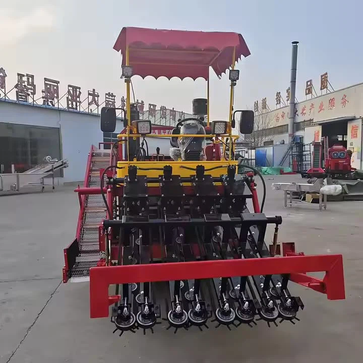 Kontra enfòmèl ant lejè lay Harvester Custom OEM Farm Transparans lay Harvester ka ranpli ègzumasyon lay, netwayaj, koupe pye ble lay, anbalaj, oswa operasyon loading panyen nan yon sèl ale,